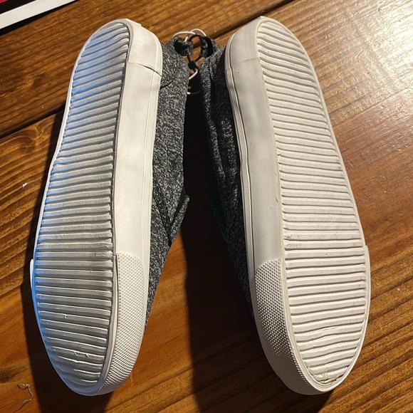 Boys 9 toddler black marble color slip on shoes. - Picture 3 of 4